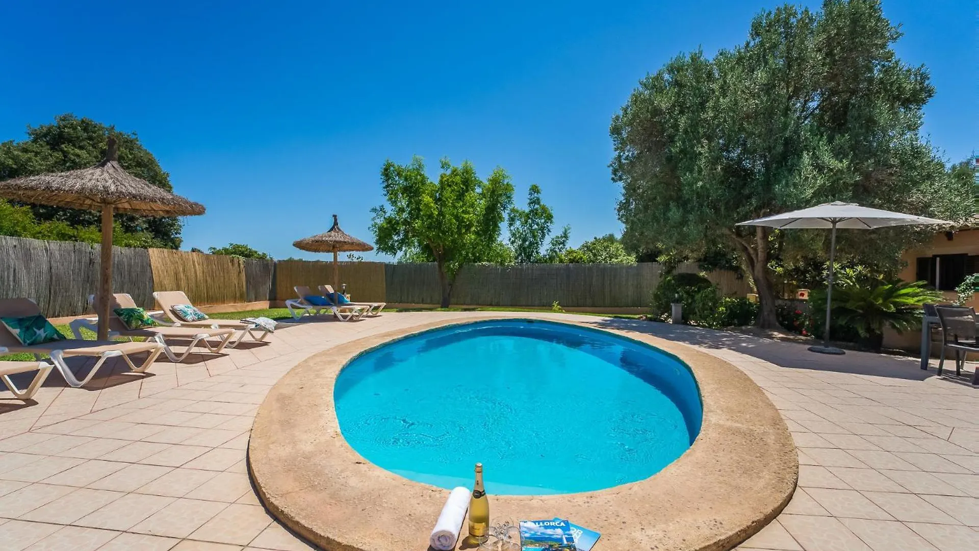 Ideal Property Mallorca - Finca Toni الكوذيا 0*,